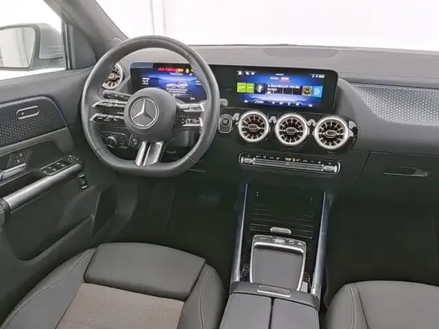 Mercedes-Benz EQA 250