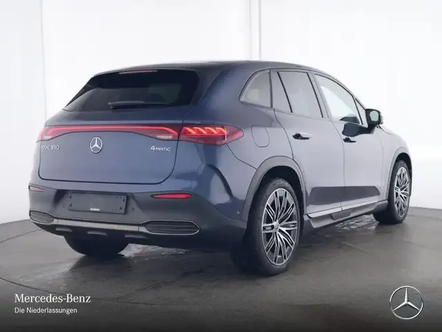 Mercedes-Benz EQE SUV