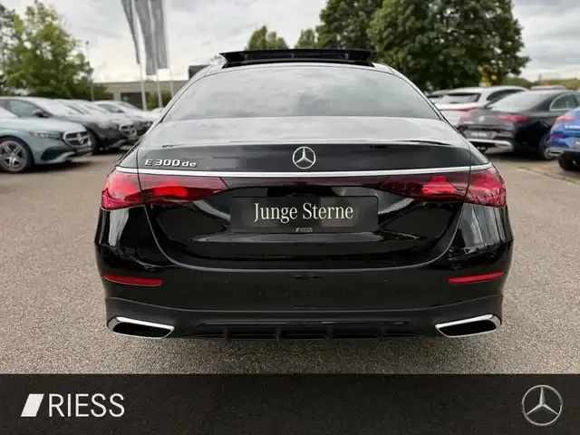 Mercedes-Benz E 300