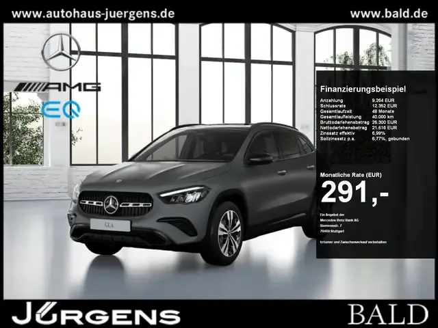 Mercedes-Benz GLA 200
