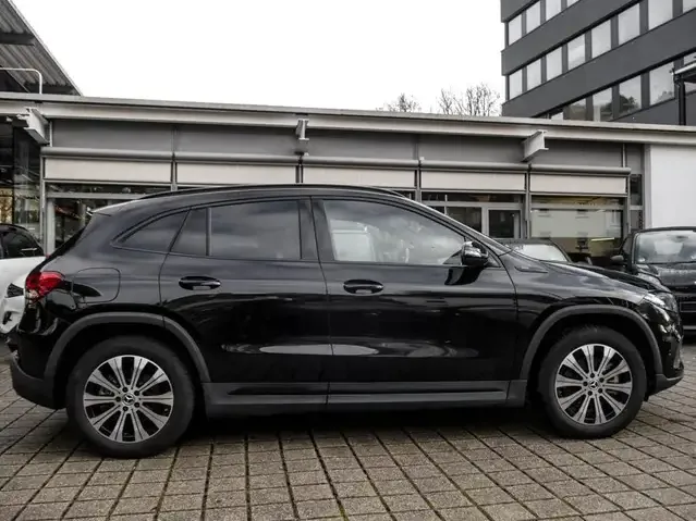 Mercedes-Benz EQA 250