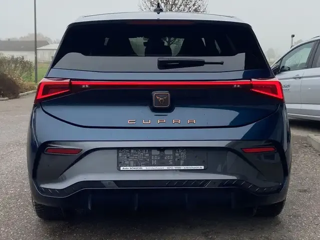CUPRA Born