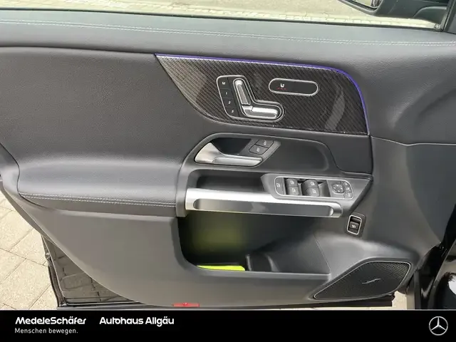 Mercedes-Benz GLB 35 AMG