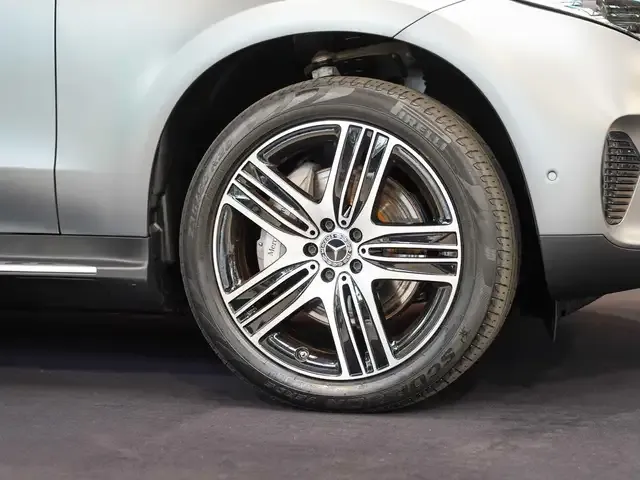 Mercedes-Benz EQC 400