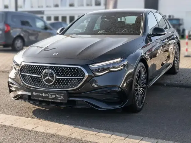 Mercedes-Benz E 300