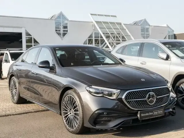 Mercedes-Benz E 300