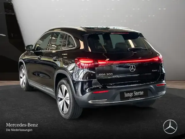 Mercedes-Benz EQA 300