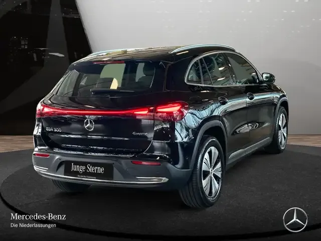 Mercedes-Benz EQA 300