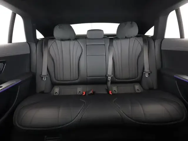 Mercedes-Benz EQE 300