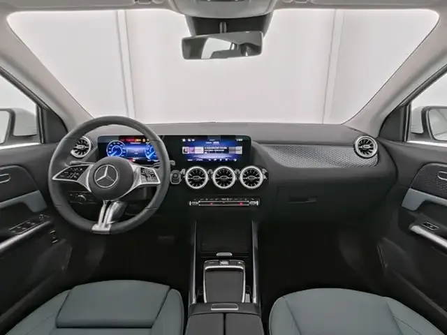 Mercedes-Benz EQA 250