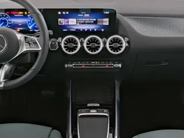 Mercedes-Benz EQA 250