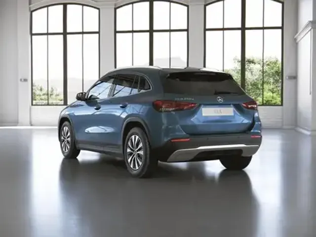 Mercedes-Benz GLA 250