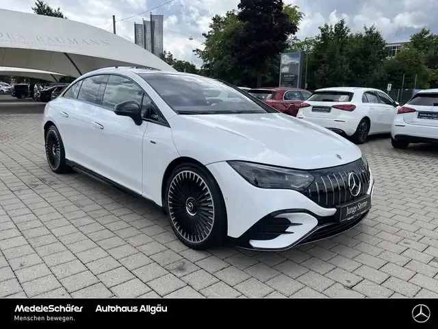 Mercedes-Benz EQE 53
