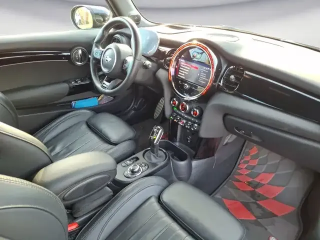 MINI John Cooper Works Cabrio