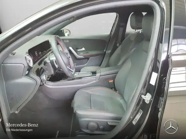 Mercedes-Benz A 220