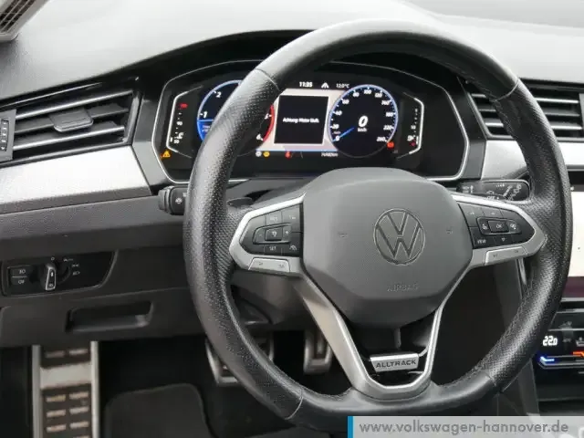 Volkswagen Passat Alltrack