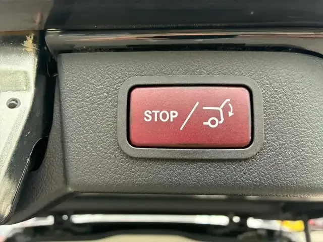 Mercedes-Benz V 220