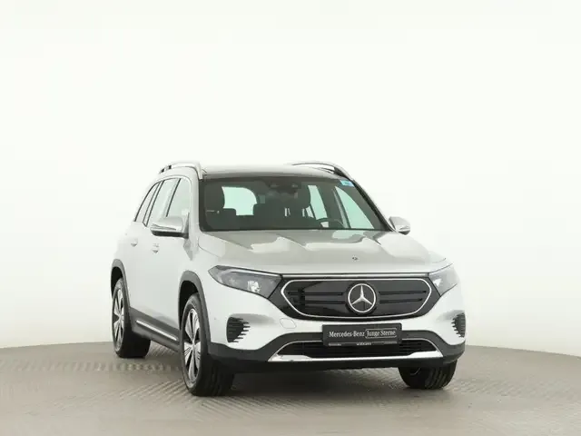 Mercedes-Benz EQB 300