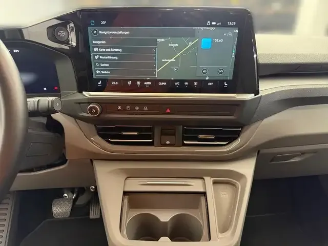 Volkswagen T7 Caravelle