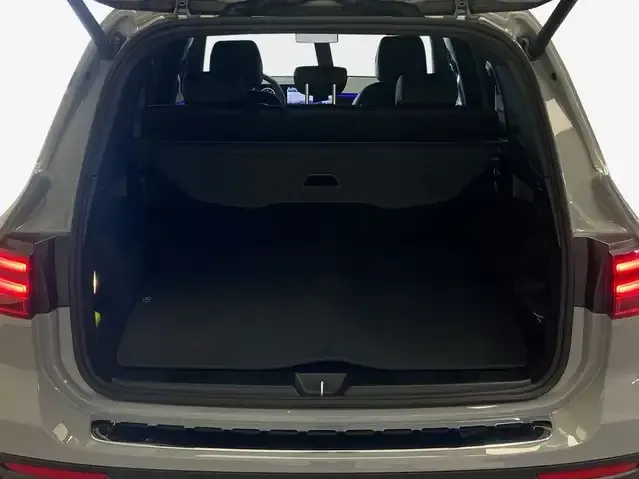 Mercedes-Benz GLB 180