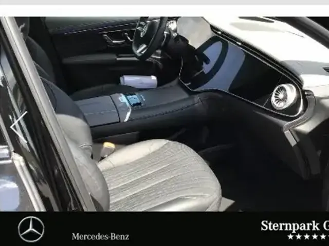 Mercedes-Benz EQS SUV