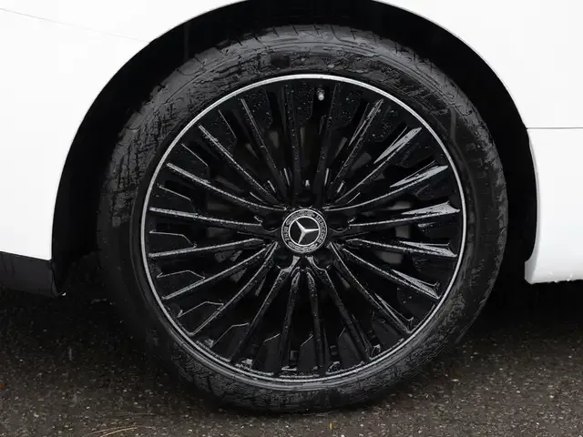 Mercedes-Benz CLE 450