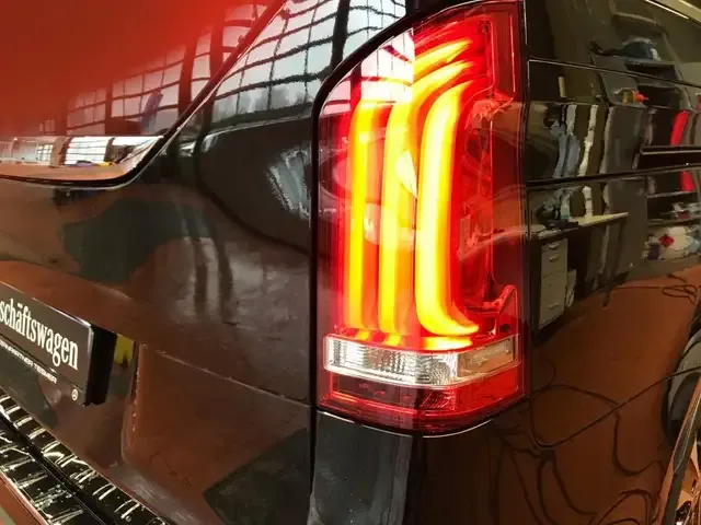 Mercedes-Benz EQV 300