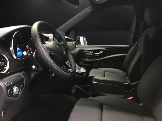 Mercedes-Benz EQV 300