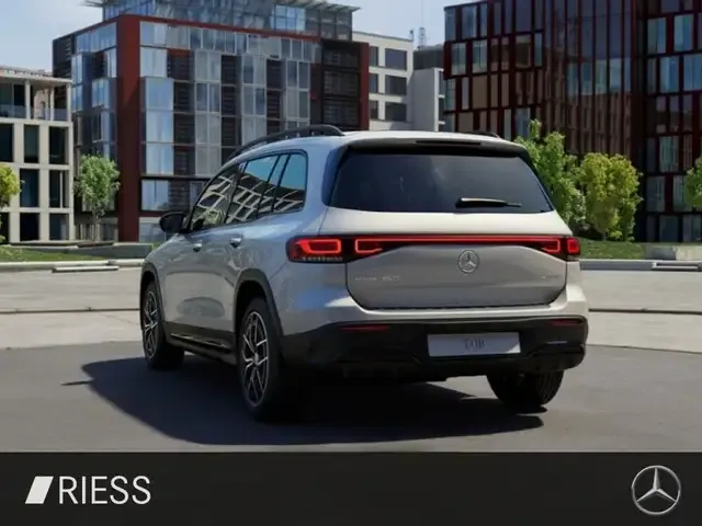 Mercedes-Benz EQB 350