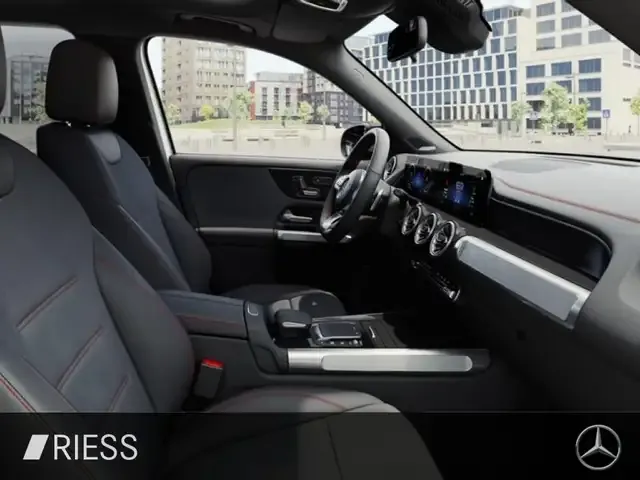 Mercedes-Benz EQB 350