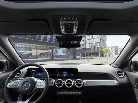 Mercedes-Benz EQB 350