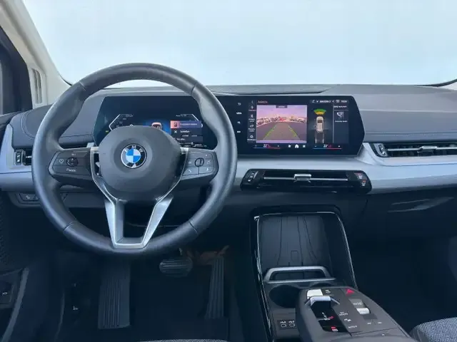 BMW 216