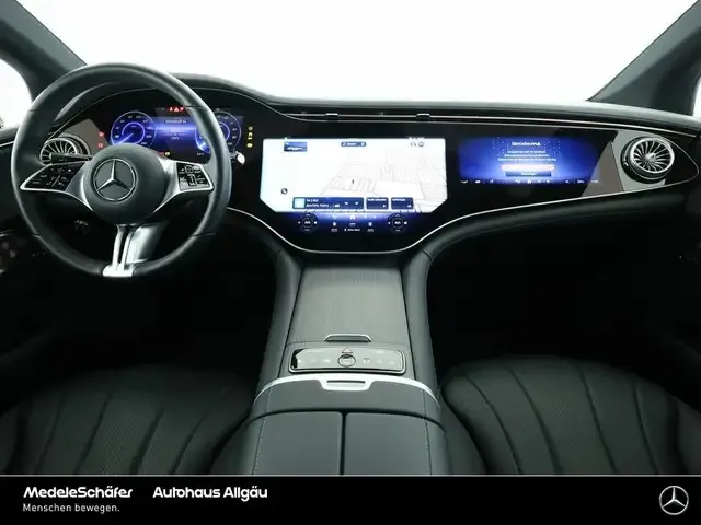 Mercedes-Benz EQE 300