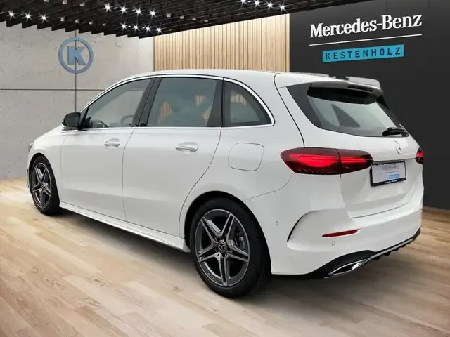 Mercedes-Benz B 200