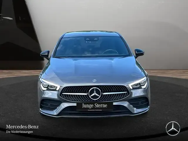 Mercedes-Benz CLA 180