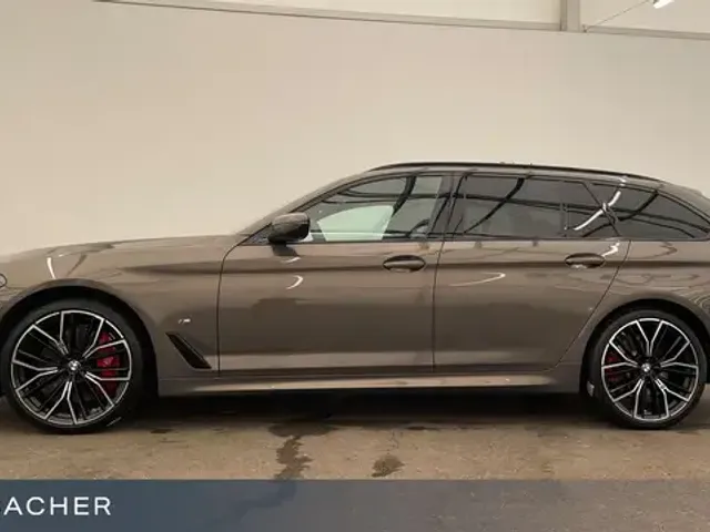 BMW 540