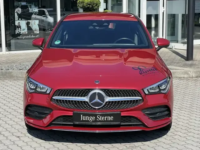 Mercedes-Benz CLA 250