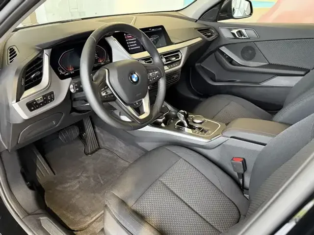 BMW 120
