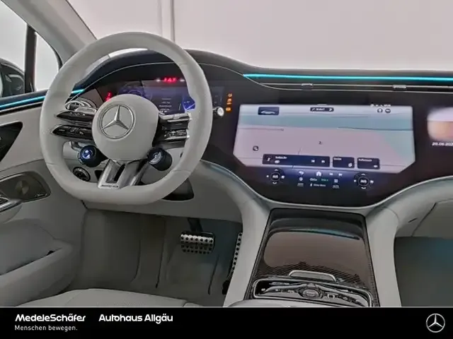 Mercedes-Benz EQE 43