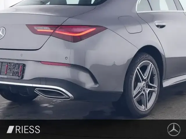 Mercedes-Benz CLA 250