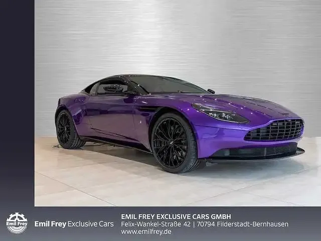 Aston Martin DB11