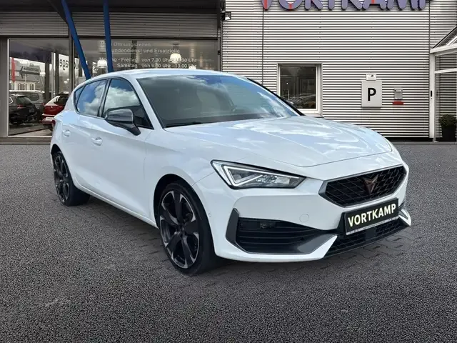 CUPRA Leon