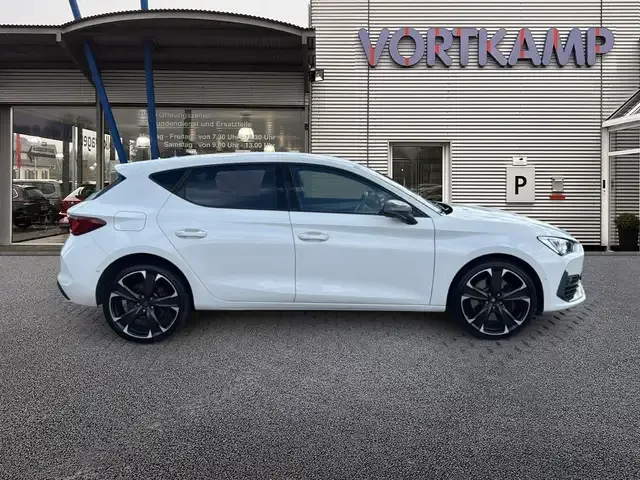 CUPRA Leon