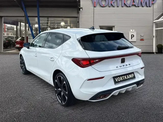 CUPRA Leon