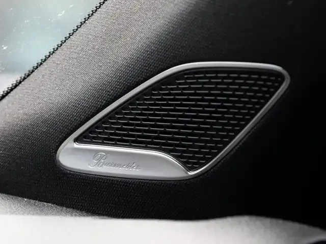 Mercedes-Benz GLB 220