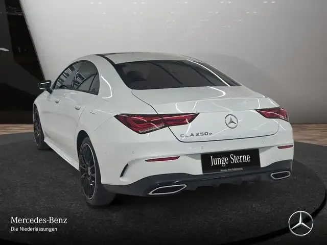 Mercedes-Benz CLA 250