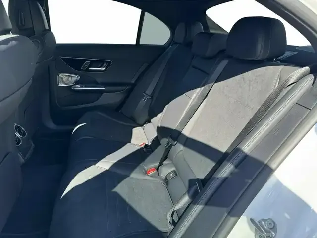 Mercedes-Benz C 400