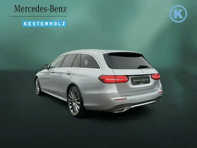Mercedes-Benz E 400