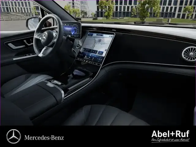 Mercedes-Benz EQE SUV