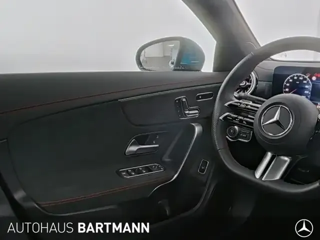 Mercedes-Benz CLA 220